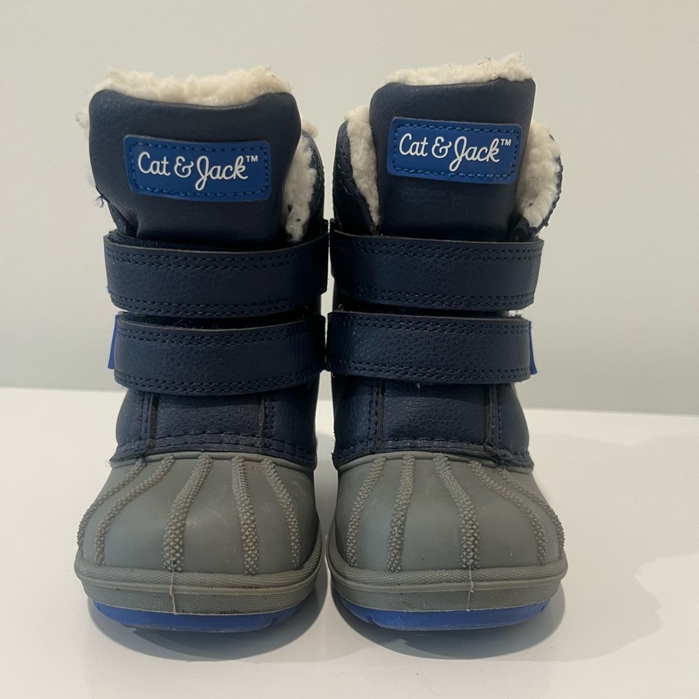 Cat & Jack Navy and Gray Kids' Snow Boots Winter Boots Toddler Baby Shoes